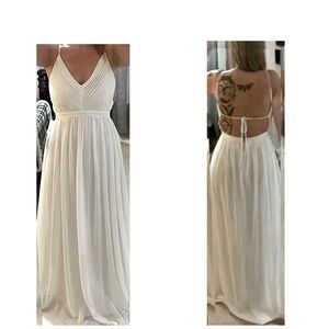 Gorgeous Lg. Soieblu Wedding Dress, Perfect for Your Beach Wedding!